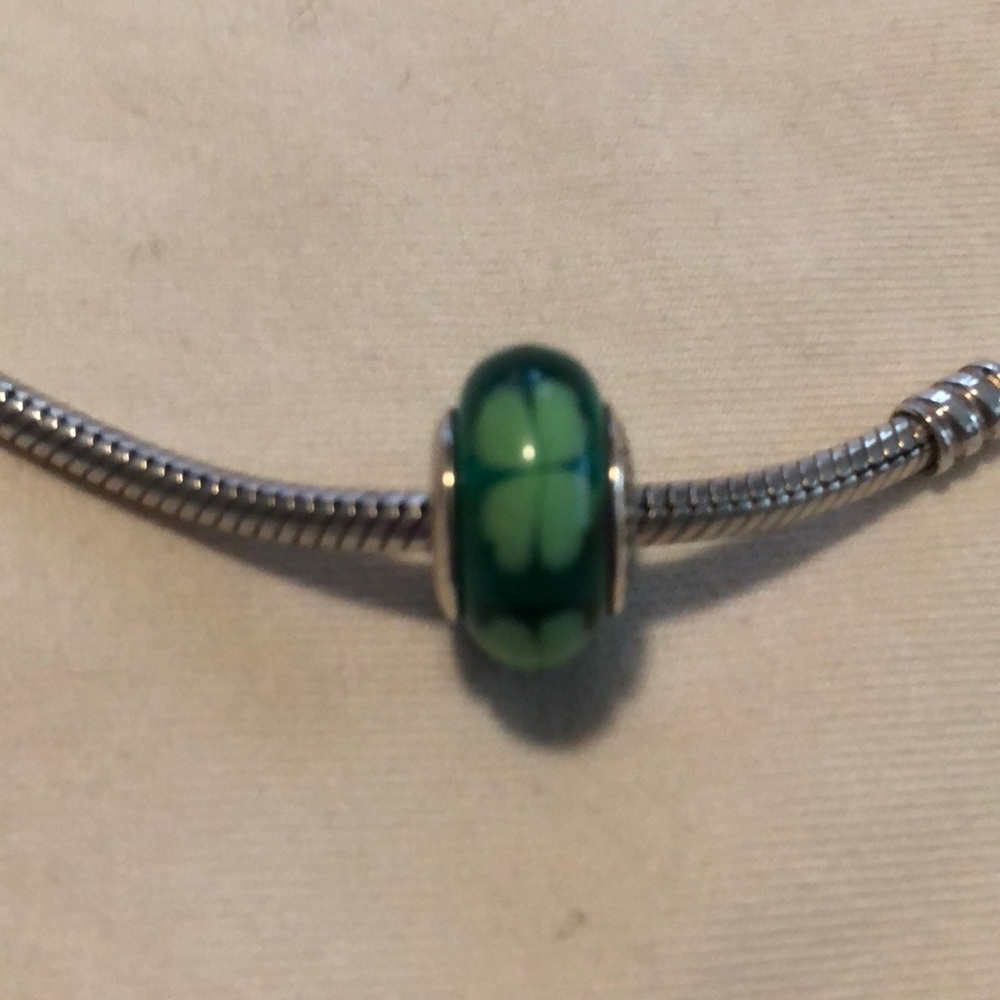 Pandora shamrock Murano charm
